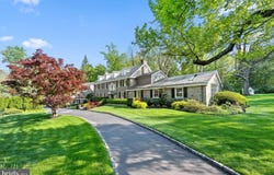 221 S ABERDEEN AVENUE, WAYNE, PA 19087