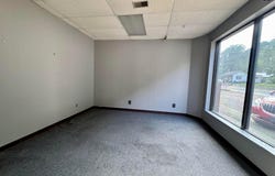 784 N 2nd Avenue, Middleport, OH 45760