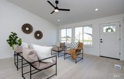 950 Campbell St, Vale, OR 97918