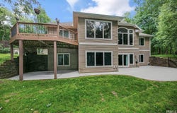 55623 Little Creek Lane, Middlebury, IN 46540