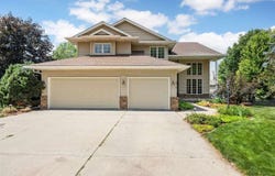 819 Elliott Ct, IowaCity, IA 52246