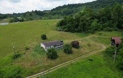 2213 Gregory Run Road, Clarksburg, WV 26301