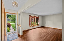 5602 Ely Vista Drive, Parma, OH 44129