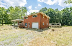 106 Morris Rd, Washington Twp, PA 16050