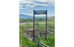 54797 Hwy. 26, Mount Vernon, OR 97865