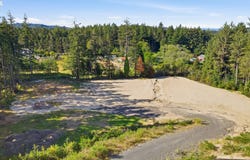 2215 GARFIELD St, NorthBend, OR 97459