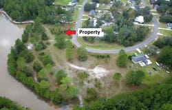 133 BLACKJACK Circle, Hollister, FL 32147