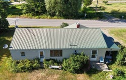 72 West Main Street, Monroe, ME 04951