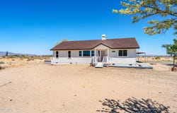 1260 Badger Street, Silver Springs, NV 89429