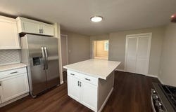 603 S E St, Monmouth, IL 61462
