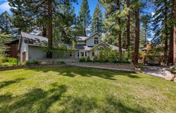 10454 Royal Crest Drive, Truckee, CA 96161