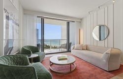 2201 Collins Ave, Miami Beach, FL 33139