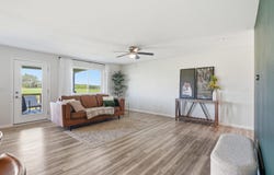 1115 Loren Drive, Cedar Falls, IA 50613