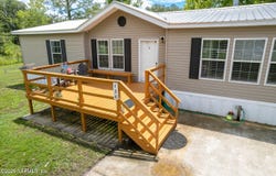 138 EL PRADO Court, Palatka, FL 32177