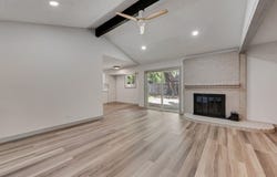 900 Vaughn Drive, Burleson, TX 76028