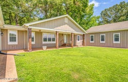 1114 Riverview Road, Sardis, MS 38666