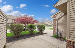 8610 Ep True Parkway unit: 13009, West Des Moines, IA 50266