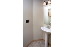 527 Killarney St, Billings, MT 59105