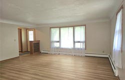 735 Main Street N, Hutchinson, MN 55350