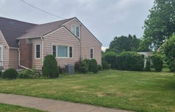 108 E Niagara Street, Garnavillo, IA 52049