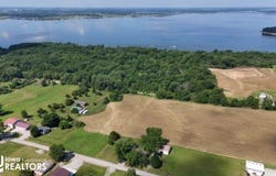 12149 Overturf Drive, Moravia, IA 52571