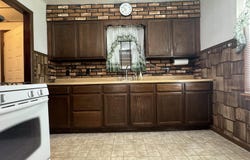 1050 17th NE, MASON CITY, IA 50401