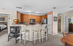 99 Broad River Pl, Welaka, FL 32193