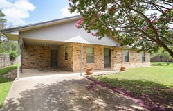 182 Forest Circle, Kerrville, TX 78028