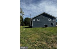 2147 CHARLES TOWN Road, MARTINSBURG, WV 25405