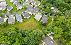 4 HEARTHSTONE BOULEVARD, PEMBERTON, NJ 08068