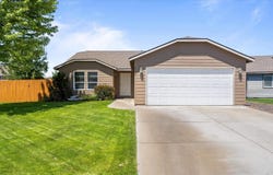 5325 Johnson Dr, Pasco, WA 99301-9759