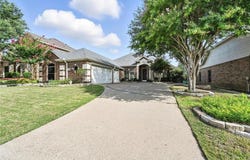 2612 Florence Street, Grand Prairie, TX 75052