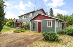 605 W 4th Street, Phoenix, OR 97535