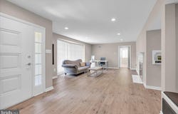 554 COOPER STREET, WOODBURY, NJ 08096