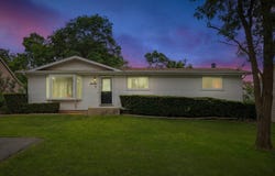 35065 N Hilldale Drive, Ingleside, IL 60041