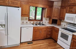 28660 Crestline Road, Gravois Mills, MO 65037