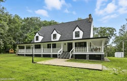 11830 Whispering Pines Road, Neosho, MO 64850