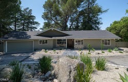 5445 La Crescenta Avenue, La Crescenta, CA 91214