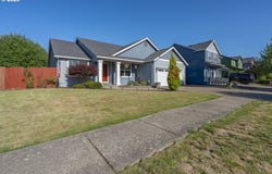 177 SW MT MAZAMA ST, McMinnville, OR 97128