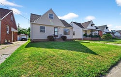 841 E 216th Street, Euclid, OH 44119