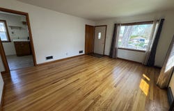 7112 Schneider Avenue, Hammond, IN 46323