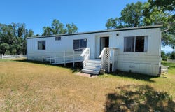 12723 Gas Point Road, Igo, CA 96047