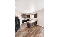 25094 SUN RIDGE Way, Veneta, OR 97487