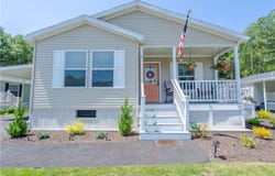 9 Cheryl Lane, Coventry, RI 02816