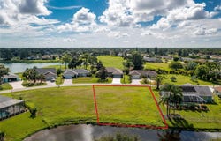 19 BUNKER Terrace, ROTONDA WEST, FL 33947
