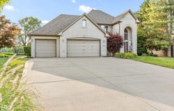 2320 Whispering Way, Indianapolis, IN 46239