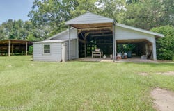 24 Sadie Lee Road, Perkinston, MS 39573