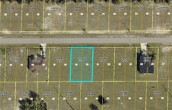 1402 NW 8th Ter lot: 29, CAPE CORAL, FL 33993