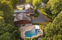 17 NEWFIELDS Road, Exeter, NH 03833