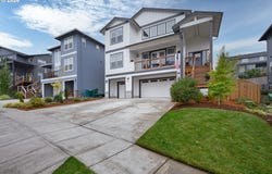 128 E TAYLOR Dr, Newberg, OR 97132